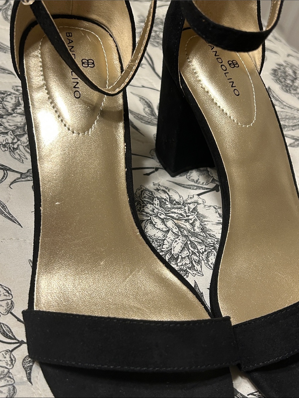 Bandolino classic Black Open-Toe Block Heel Sandal Ankle Strap size 10M NWOT - Picture 12 of 12